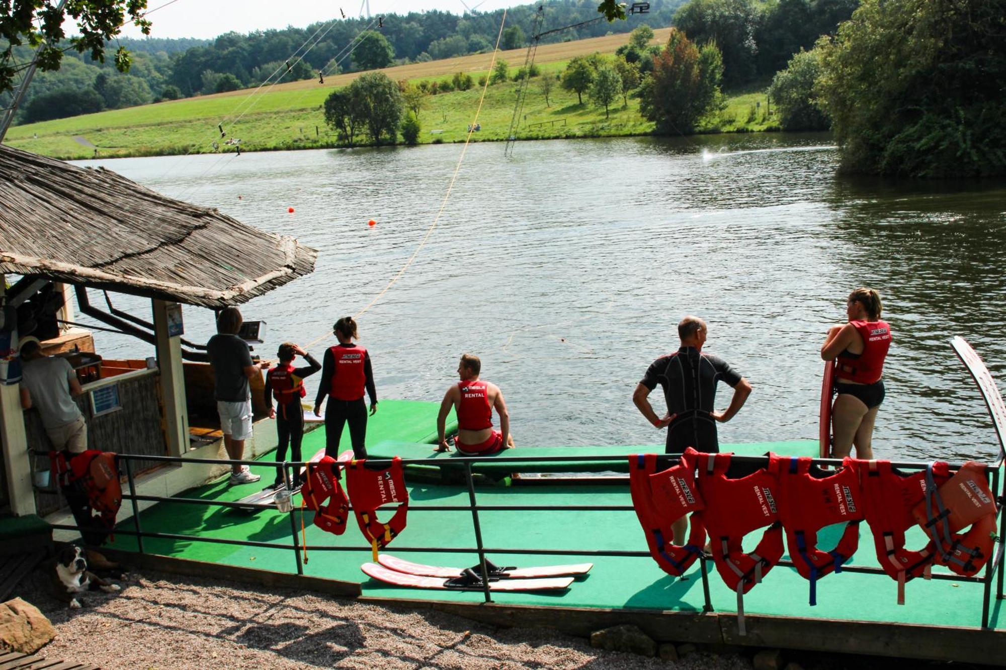 Fh "Baeren Ecke" Am See Im Hessischen Bergland Kirchheim  Kültér fotó